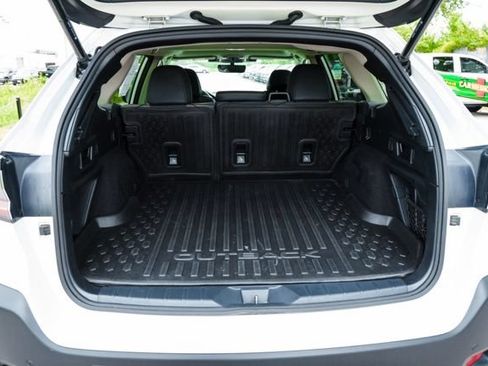 Used 2023 Subaru Outback Onyx Edition AWD/4WD image 7