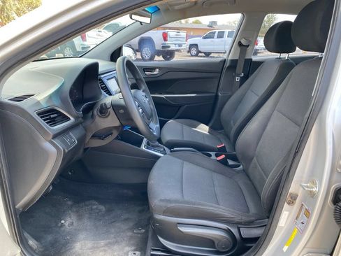 Used 2018 Hyundai Accent SE FWD image 15