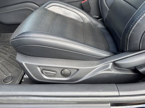 Used 2024 Ford Mustang GT Premium RWD image 12