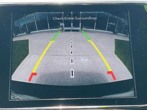 Used 2020 Jeep Grand Cherokee Altitude image 12