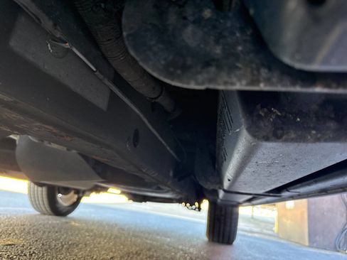 Used 2008 Chevrolet Avalanche LTZ w/ LTZ Preferred Equipment Group image 11