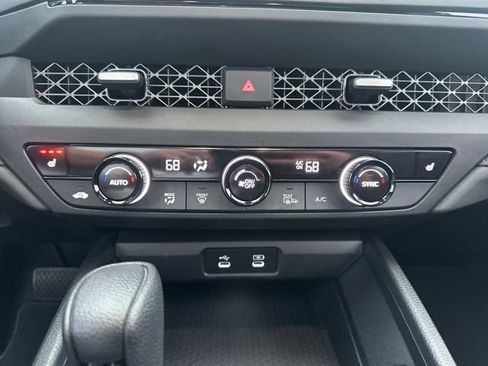 Used 2023 Honda Accord EX image 21