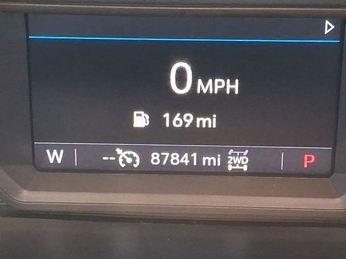 Certified 2021 GMC Sierra 1500 SLT w/ SLT Premium Package AWD/4WD image 4