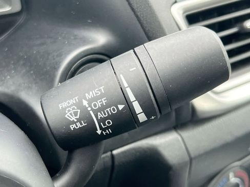 Used 2017 MAZDA MAZDA3 Sport w/ Preferred Equipment Package image 25