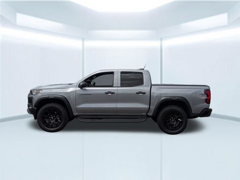 Used 2026 Chevrolet Colorado Trail Boss AWD/4WD image 2