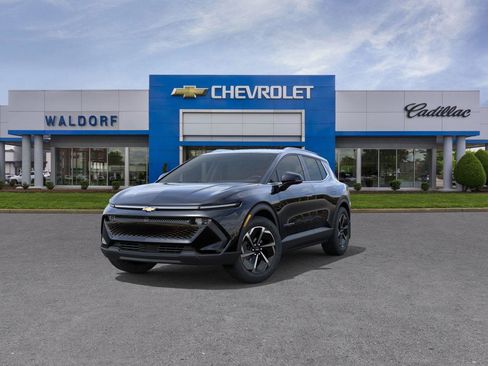 New 2026 Chevrolet Equinox EV LT image 9