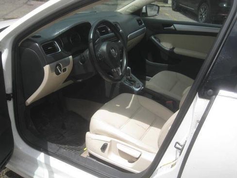 Used 2014 Volkswagen Jetta SE image 15