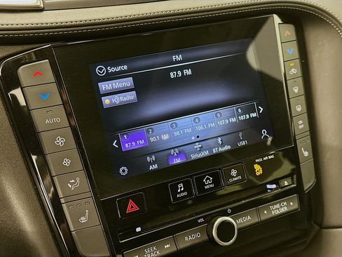 Used 2023 INFINITI QX50 Luxe AWD/4WD image 21
