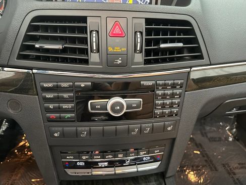Used 2012 Mercedes-Benz E 350 Cabriolet image 21