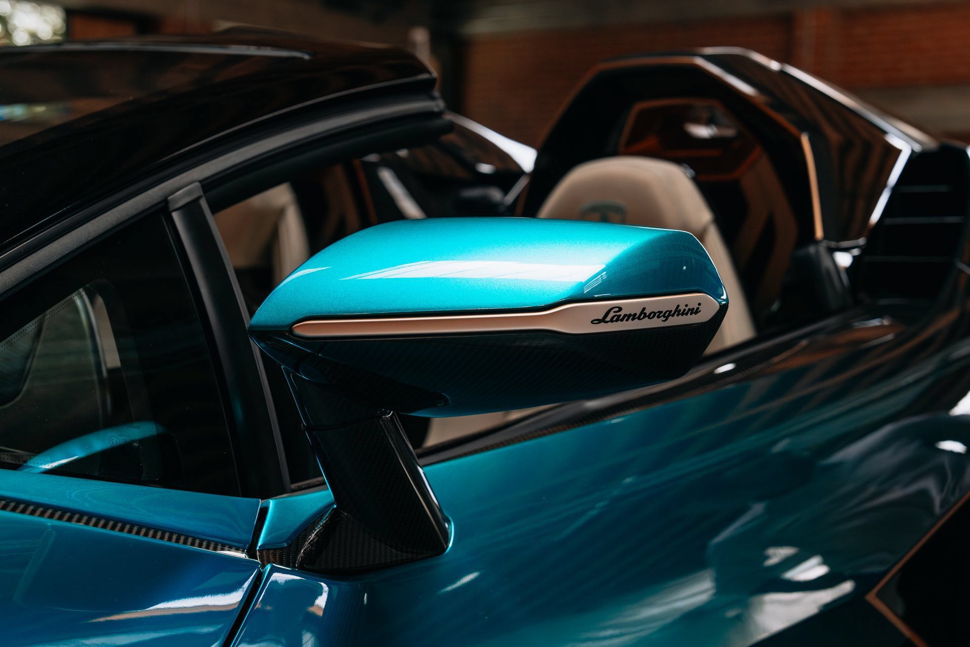 Used 2021 Lamborghini Sian Roadster AWD/4WD image 9