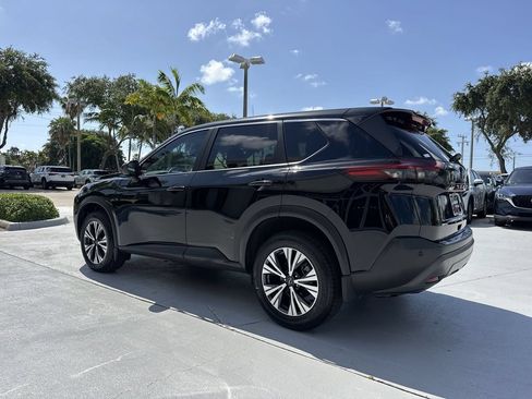 Used 2023 Nissan Rogue SV FWD image 26