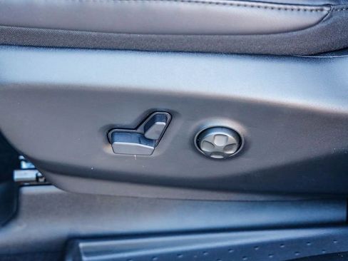 New 2026 Chrysler Pacifica Select w/ S Appearance Package image 23