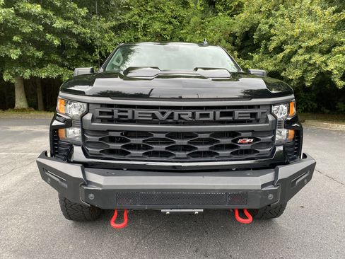 Used 2024 Chevrolet Silverado 1500 Custom Trail Boss AWD/4WD image 3