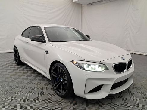 Used 2018 BMW M2 image 2