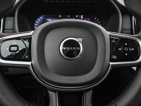 New 2026 Volvo XC90 B5 Core image 34