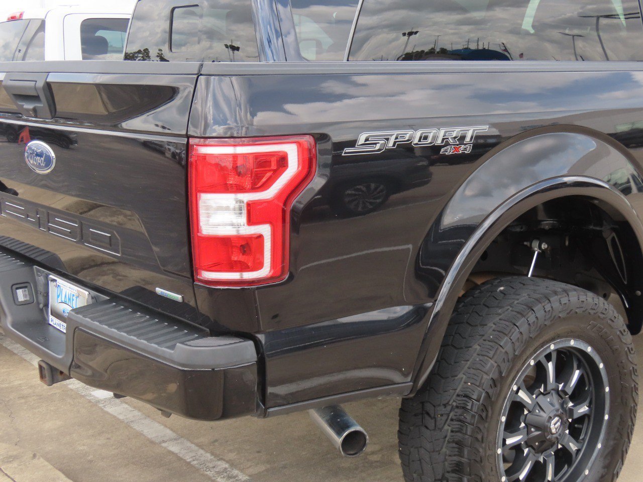 Used 2019 Ford F150 XLT w/ Equipment Group 301A Mid AWD/4WD image 11
