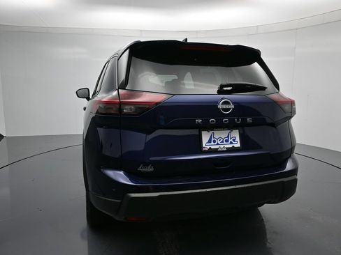 Used 2026 Nissan Rogue SV FWD image 23