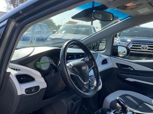 Used 2019 Chevrolet Bolt LT image 10
