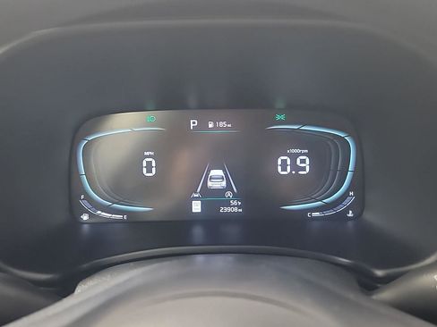 Used 2023 Kia Soul LX w/ LX Technology Package image 23