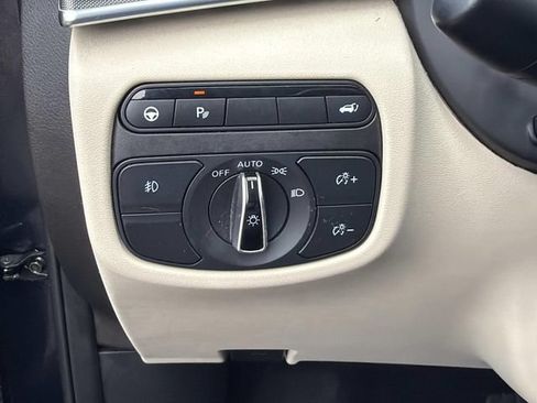 Used 2022 INFINITI QX50 Luxe FWD image 27