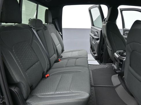 New 2026 RAM 1500 4x4 Crew Cab image 16