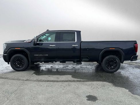 New 2026 GMC Sierra 3500 Denali AWD/4WD image 6