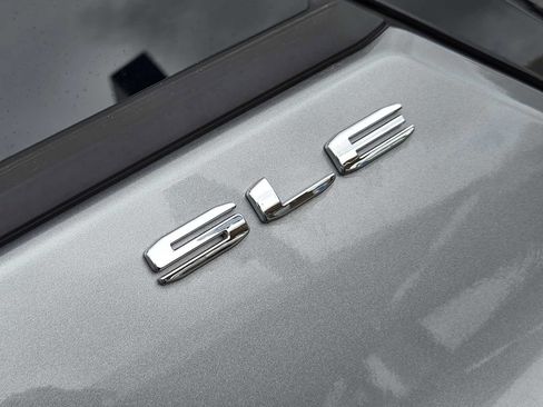 Certified 2024 GMC Terrain SLE w/ Driver Convenience Package FWD image 10