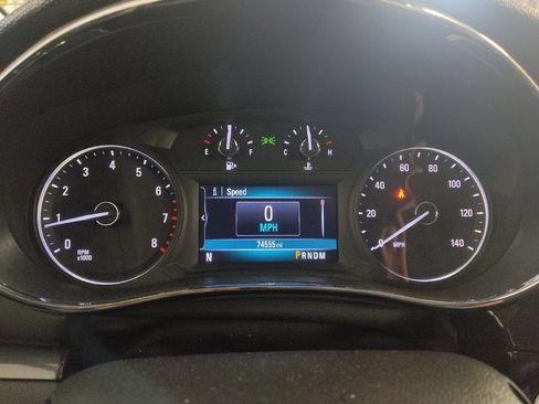 Used 2020 Buick Encore Preferred FWD image 23