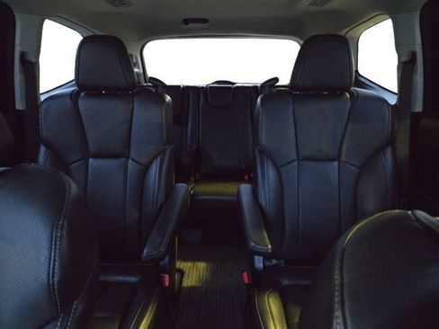 Used 2024 Subaru Ascent Limited w/ Technology Package image 37