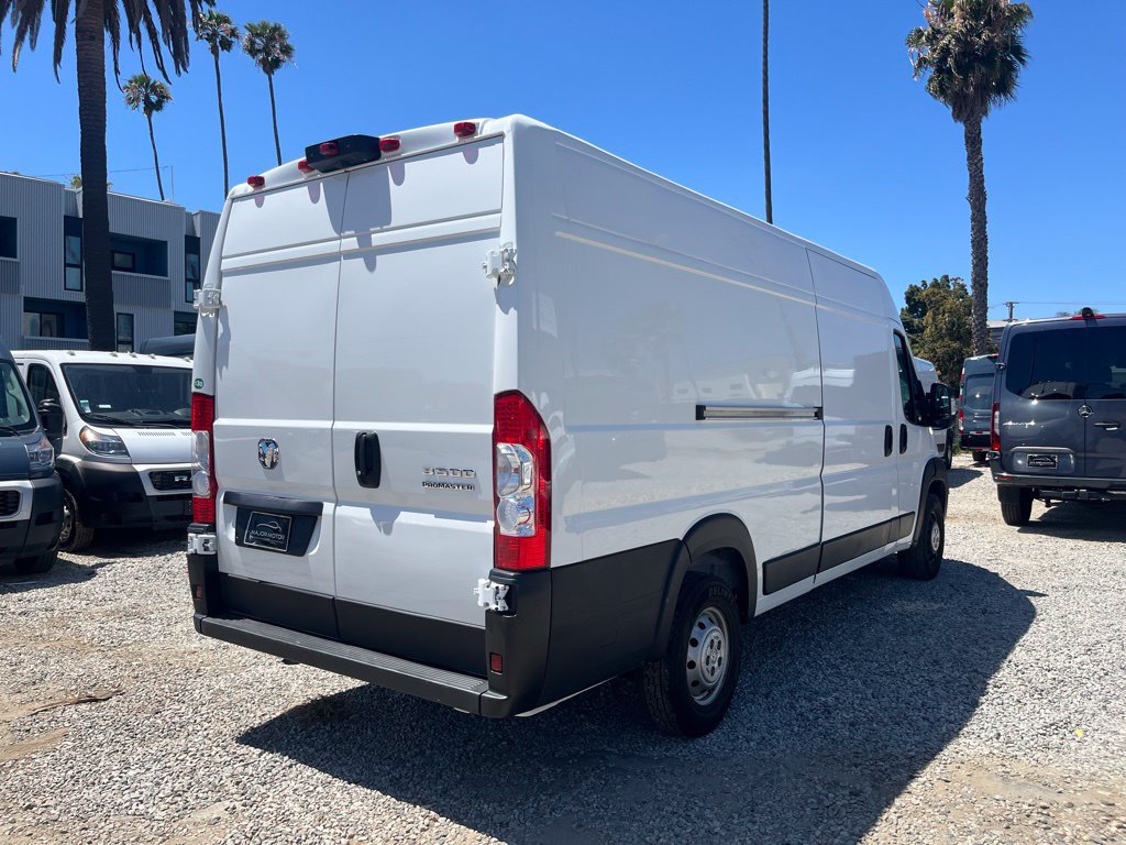 Used 2023 RAM ProMaster 3500 FWD image 7