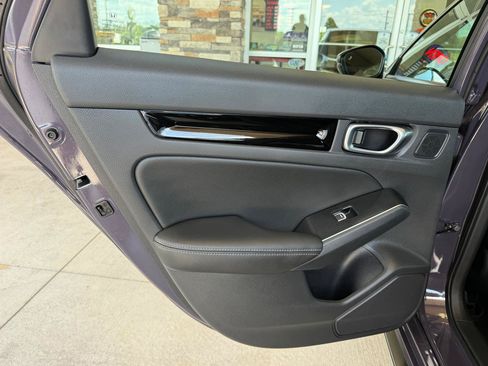Used 2024 Honda Civic Sport Touring image 11