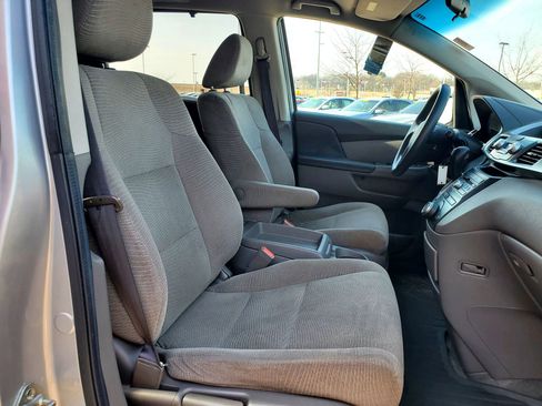 Used 2012 Honda Odyssey EX image 11