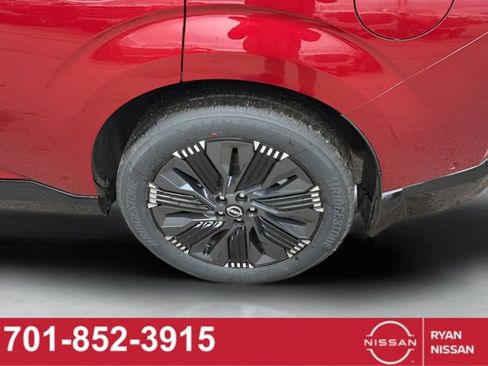 Certified 2025 Nissan Murano Platinum w/ Cargo Package AWD/4WD image 14