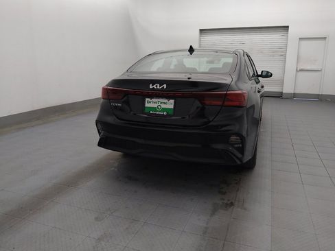 Used 2023 Kia Forte LXS image 7