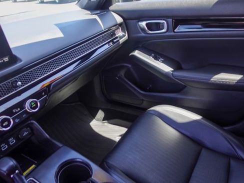 Used 2024 Honda Civic Sport Touring image 21