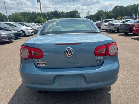Used 2009 Volkswagen Eos Komfort FWD image 6