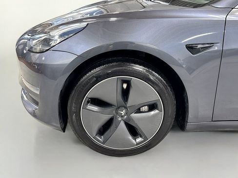Used 2018 Tesla Model 3 Long Range image 12