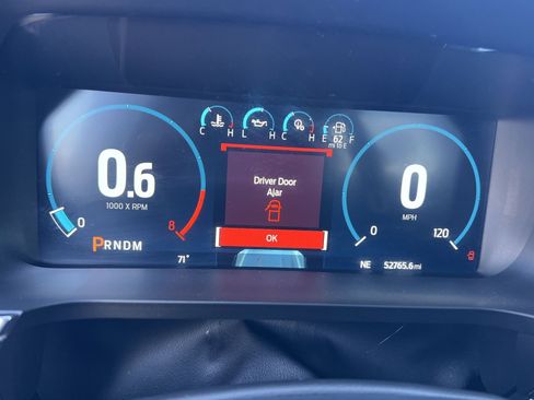 Certified 2022 Ford F150 Lariat w/ Equipment Group 502A High image 17