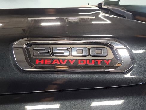 Used 2021 RAM 2500 Big Horn image 28