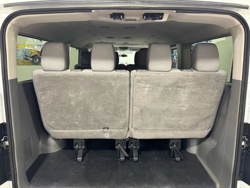 Used 2018 Nissan NV 3500 S image 39