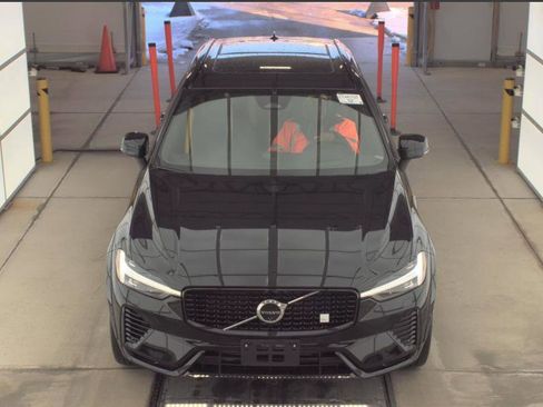 Certified 2024 Volvo XC60 T8 Polestar image 16