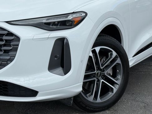 Used 2025 Audi Q5 Premium Plus w/ Premium Plus image 1