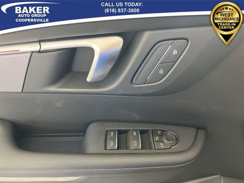 Certified 2025 Buick Enclave Sport Touring image 23