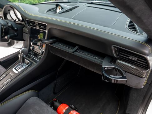 Used 2018 Porsche 911 GT2 RS RWD image 47