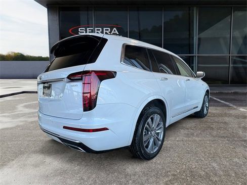 Certified 2023 Cadillac XT6 Premium Luxury w/ LPO, Floor Liner Package image 4