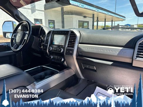 Used 2017 Ford F250 Platinum w/ Platinum Ultimate Package AWD/4WD image 17