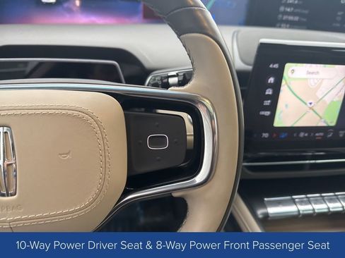 Used 2024 Lincoln Nautilus Reserve w/ Equipment Group 202A image 15