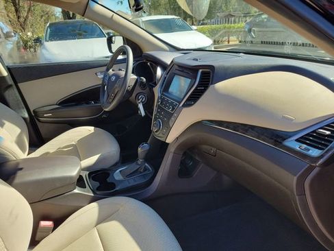 Used 2017 Hyundai Santa Fe Sport image 33