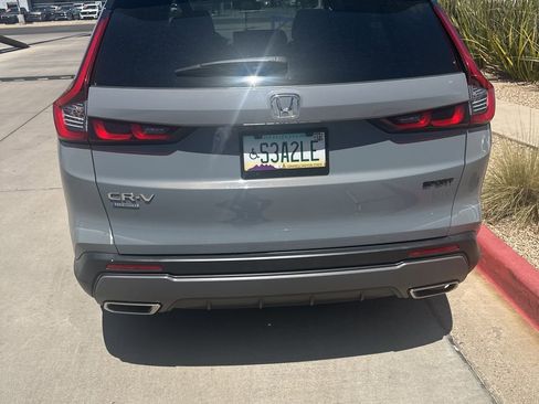 Used 2023 Honda CR-V Sport image 9