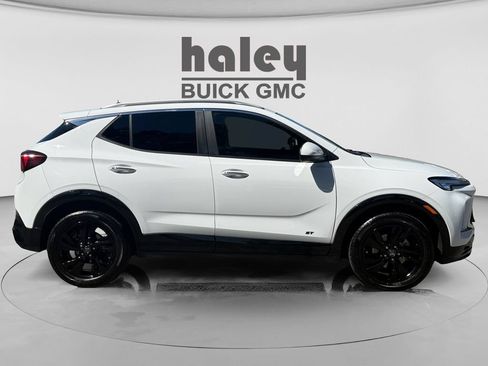 Used 2026 Buick Encore GX Sport Touring w/ Comfort Package FWD image 6